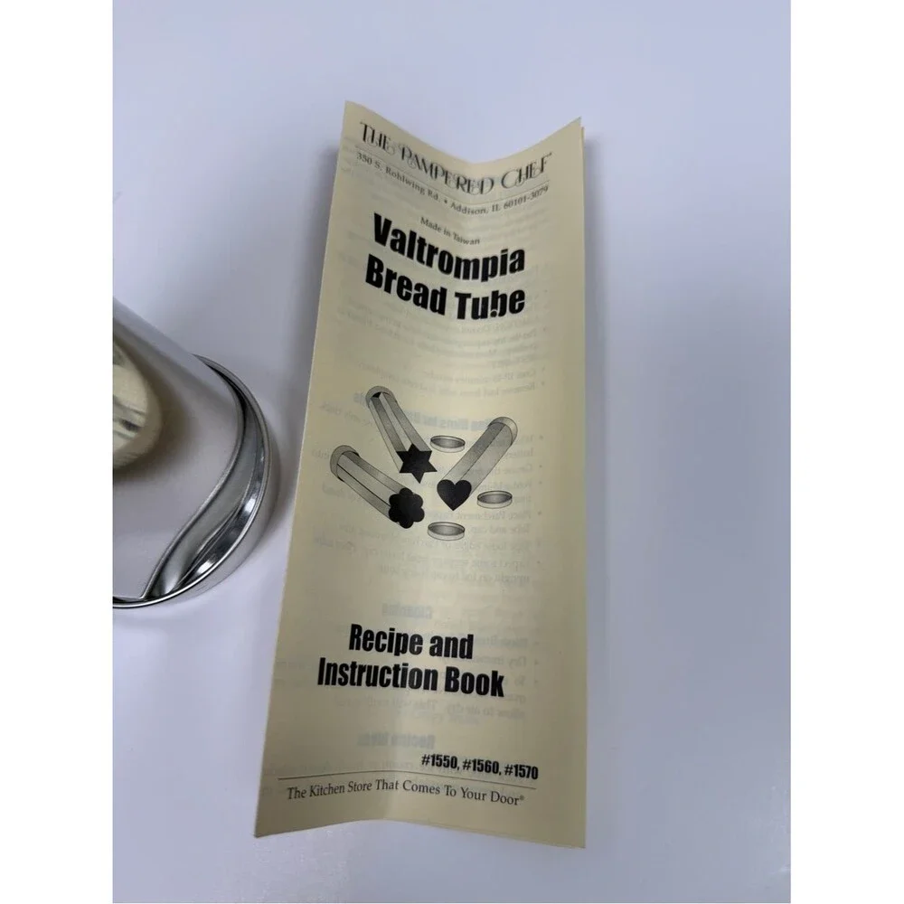 New Pampered Chef Valtrompia Bread Tube Heart Shape Stainless Steel Baking Mold